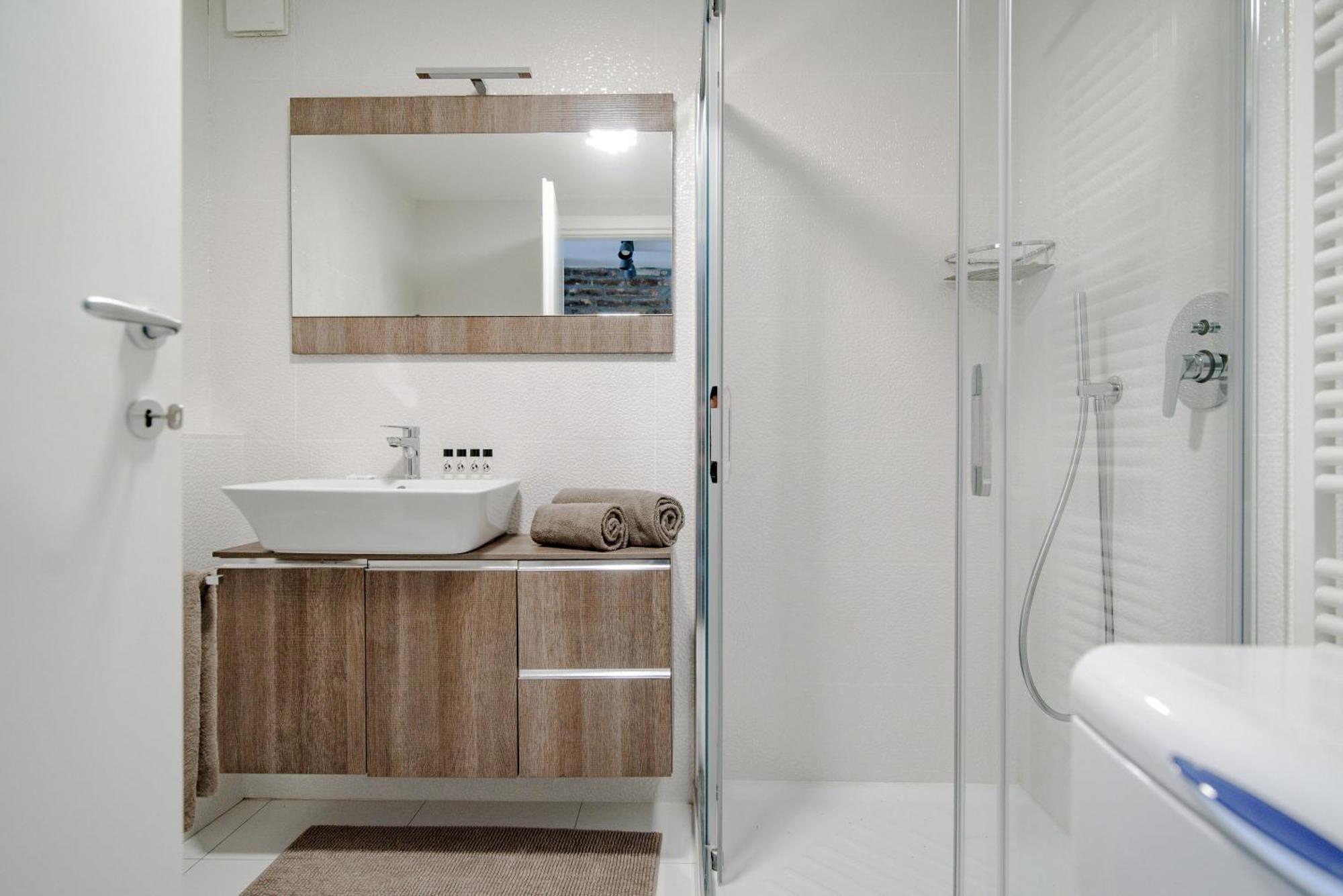 Gem Of The Lake - Luxury Apartment Como Old Town Eksteriør billede