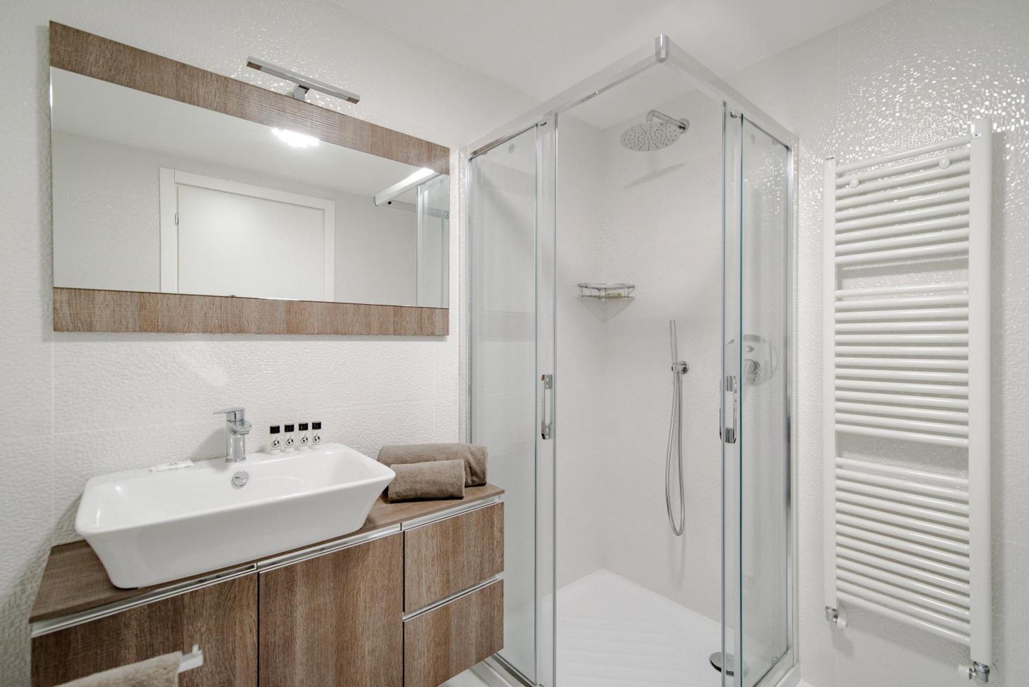 Gem Of The Lake - Luxury Apartment Como Old Town Eksteriør billede